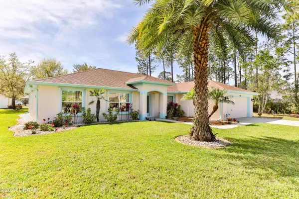 10 Lloshire PATH, Palm Coast, FL 32164