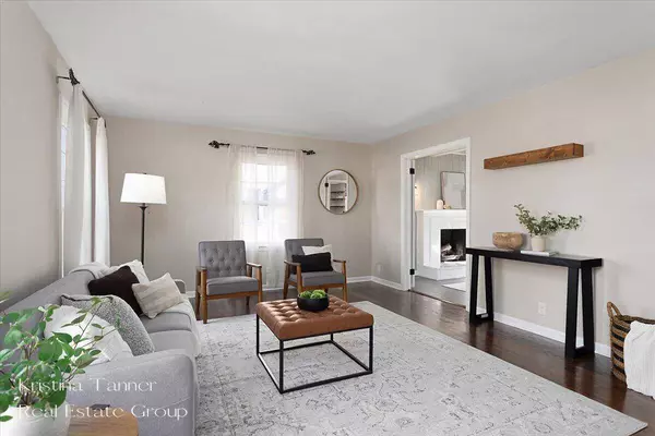 220 Wallinwood NE Avenue, Grand Rapids, MI 49503