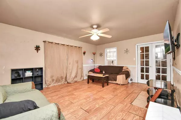 101 Bonnie Creek DR, Coldspring, TX 77331