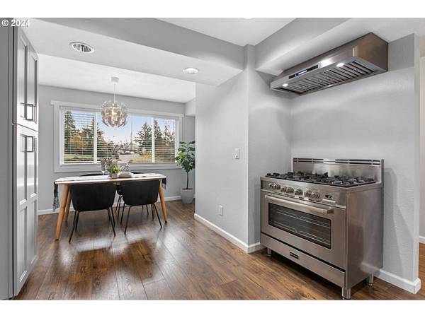 319 NW 139TH AVE, Portland, OR 97229