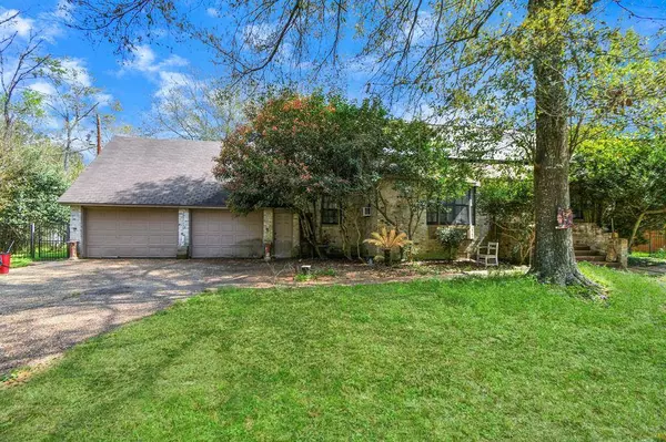 101 Bonnie Creek DR, Coldspring, TX 77331