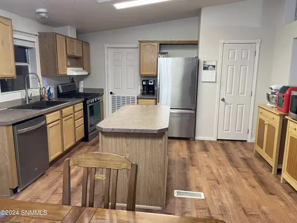 32 Tumbleweed TRL, La Luz, NM 88337