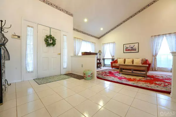 21 Thrush CT, Old Bridge, NJ 08857