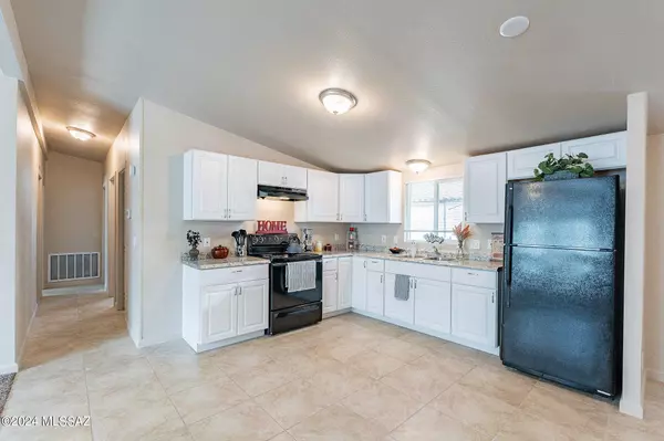 1612 W Ruth Street, Tucson, AZ 85705