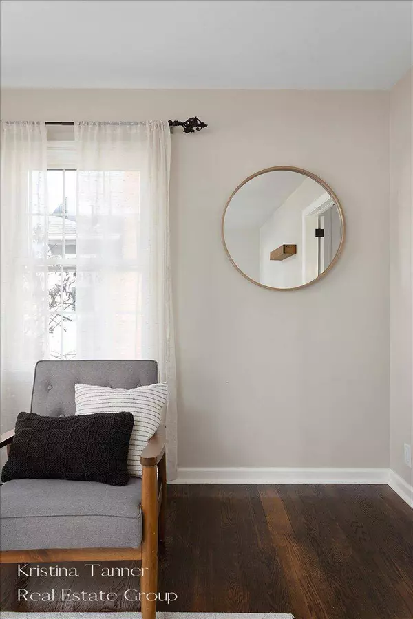 220 Wallinwood NE Avenue, Grand Rapids, MI 49503