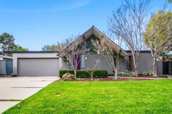 1544 Clay DR, Los Altos, CA 94024