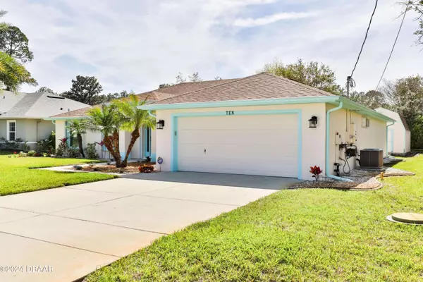 10 Lloshire PATH, Palm Coast, FL 32164