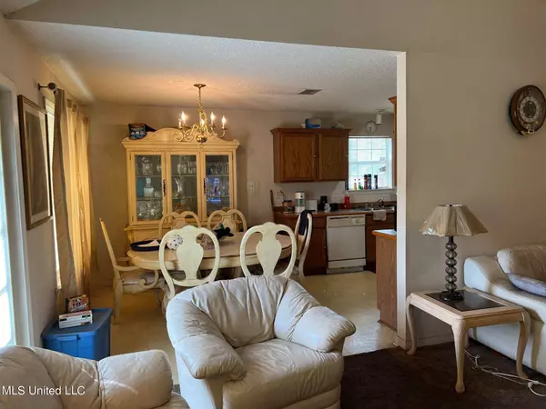 12495 Crystal Well Court, Gulfport, MS 39503