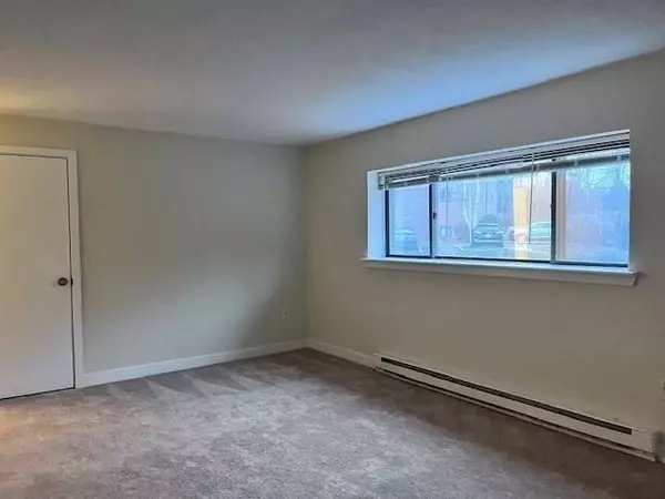 69 Nicholas Rd #B, Framingham, MA 01701