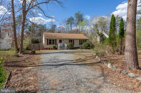 215 MARDAY DR, Ruther Glen, VA 22546