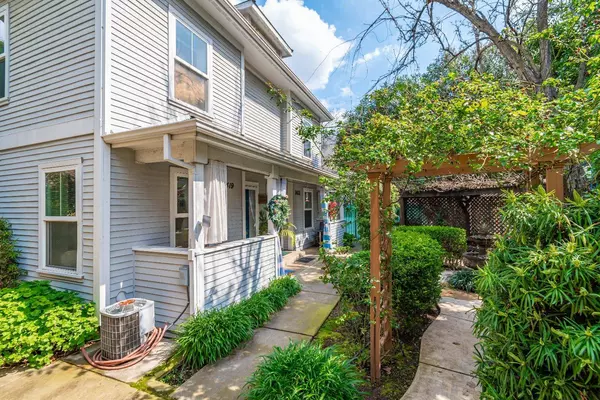 1419 S ST, Sacramento, CA 95811