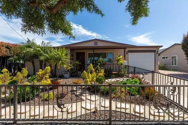 3851 Haiwatha Way, San Diego, CA 92117