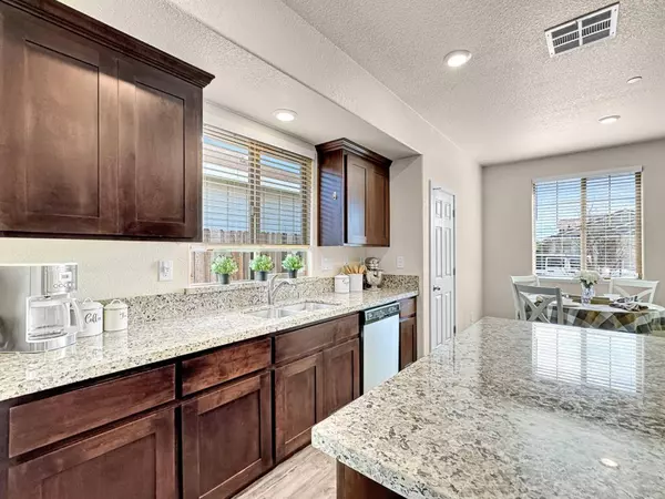 2256 Provincetown Way, Roseville, CA 95747