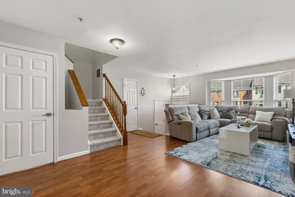 7820 FOXFARM LN, Glen Burnie, MD 21061