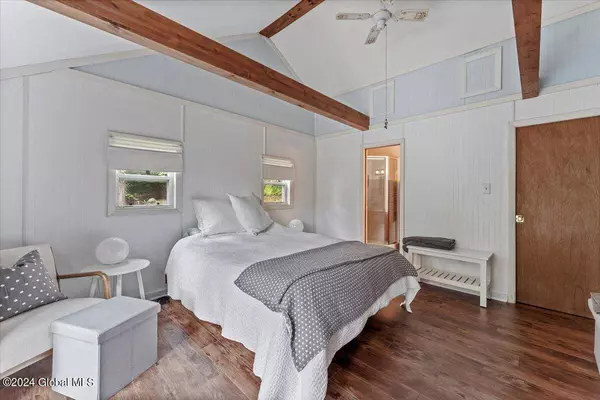 2690 May Road, Galway, NY 12086