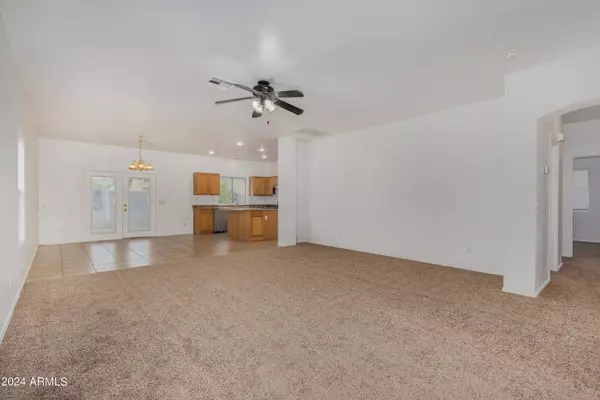 1913 S 80TH Avenue, Phoenix, AZ 85043