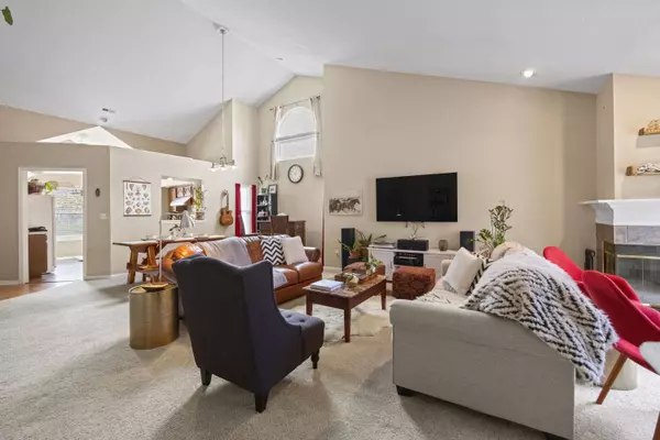 701 Wildwood DR, Columbia, MO 65203