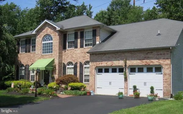 621 SAWTREE LN, Bensalem, PA 19020