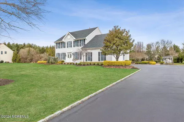 11 Crimson Lane, Freehold, NJ 07728