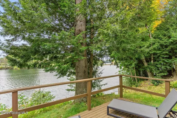 2690 May Road, Galway, NY 12086