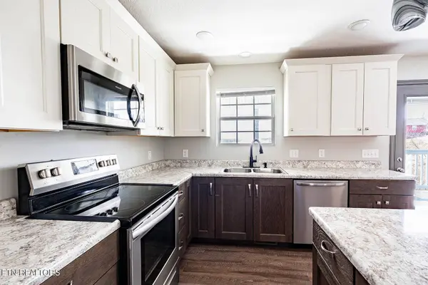 225 Pleasant Ridge LN, Bean Station, TN 37708