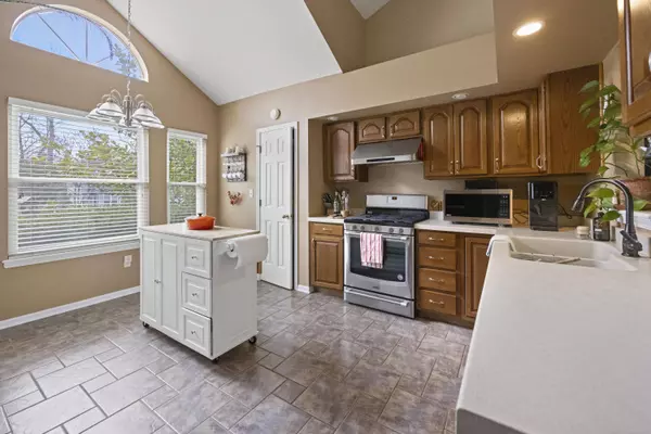 701 Wildwood DR, Columbia, MO 65203