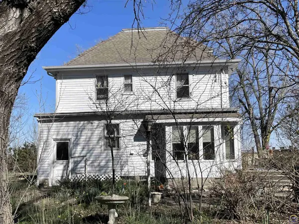 28466 Keene-Eskridge RD, Maple Hill, KS 66507