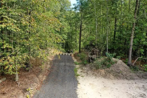 9106 Indiantown RD, King George, VA 22485