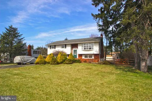 2925 FISCHER RD, Easton, PA 18045