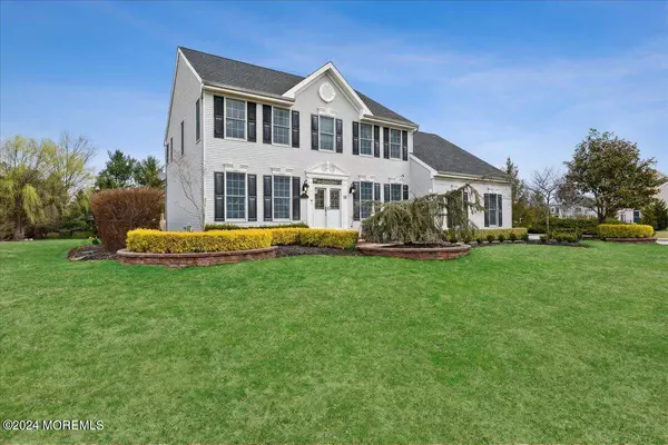 11 Crimson Lane, Freehold, NJ 07728