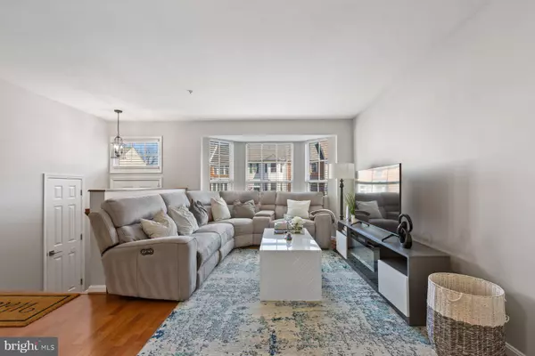 7820 FOXFARM LN, Glen Burnie, MD 21061