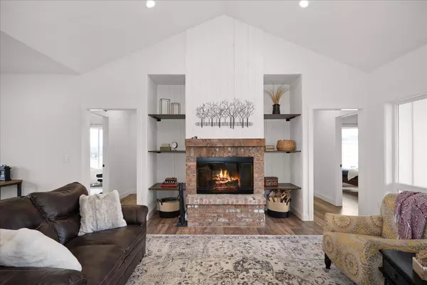 6221 E WOOLARD Rd, Colbert, WA 99005