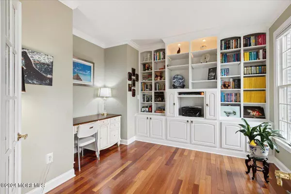 11 Crimson Lane, Freehold, NJ 07728