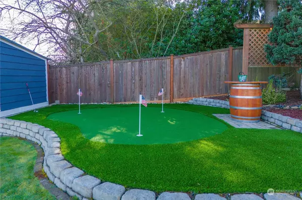 2603 185th AVE E, Lake Tapps, WA 98391