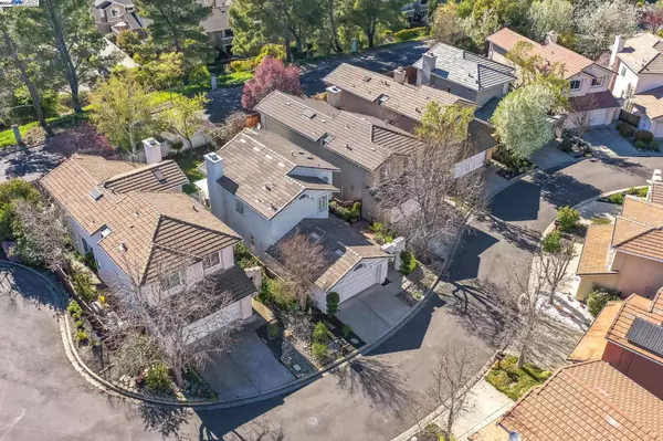 22 Lakeridge Ct, San Ramon, CA 94582