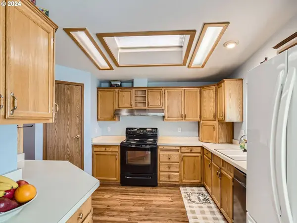 4395 BREN LOOP NE #58, Salem, OR 97305