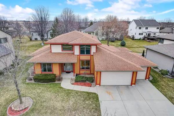 511 S Meadowbrook Lane, Waunakee, WI 53597