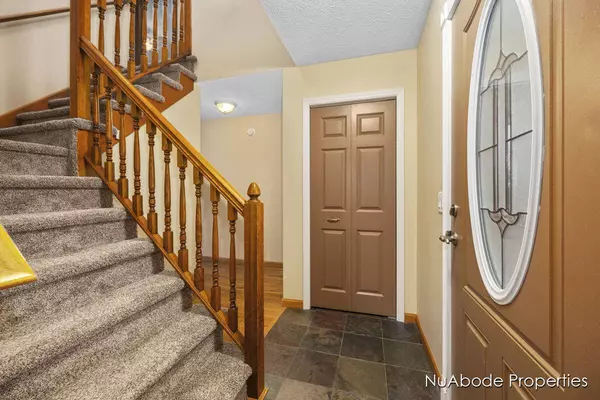 11265 Barkton Drive, Holland, MI 49424