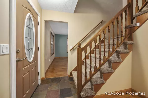 11265 Barkton Drive, Holland, MI 49424