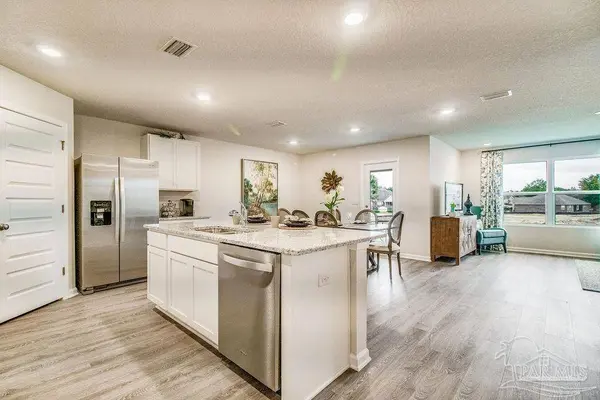 4339 Winged Elm Ct, Pace, FL 32571