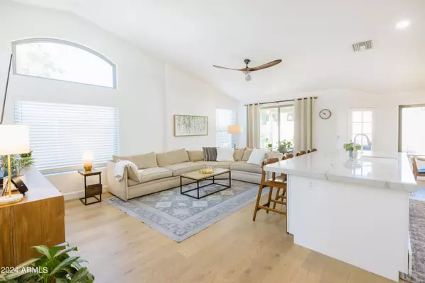 198 W KNOX Road, Tempe, AZ 85284