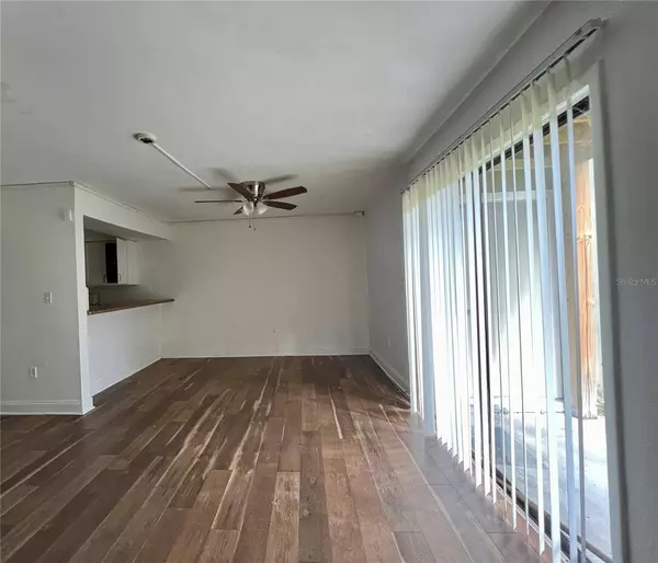 195 SCOTTSDALE SQ #195, Winter Park, FL 32792