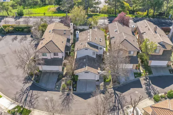 22 Lakeridge Ct, San Ramon, CA 94582