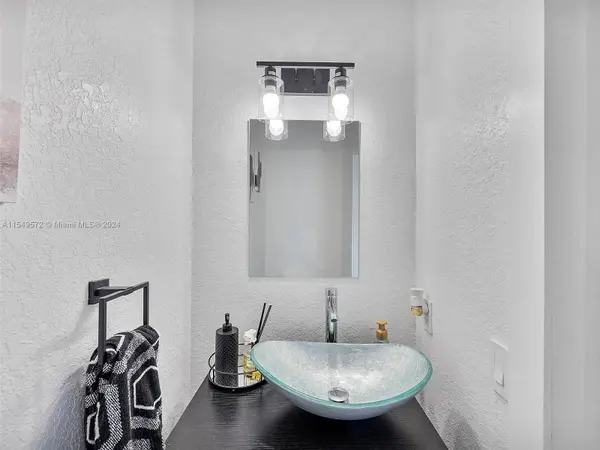 16955 SW 137th Psge, Miami, FL 33177