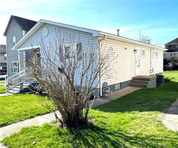 404 W 43rd ST, Shadyside, OH 43947