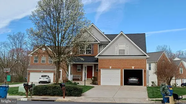 3738 FREEHILL LN, Fairfax, VA 22033