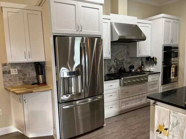 6427 Georgia Ave, Port St Joe, FL 32456