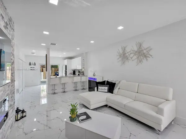 16955 SW 137th Psge, Miami, FL 33177