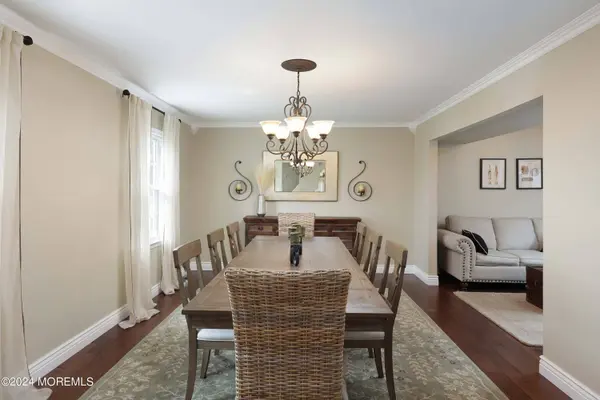 1072 Lake Placid Drive, Toms River, NJ 08753