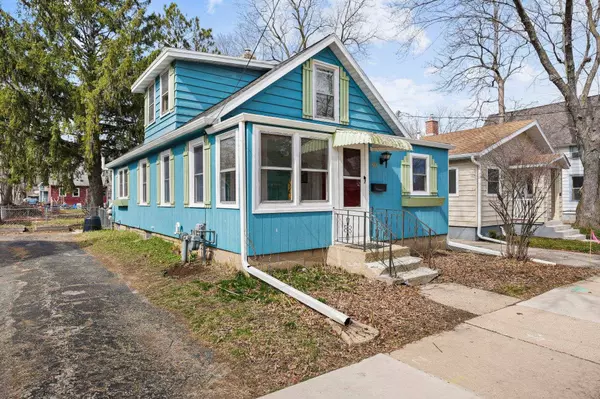 122 CORRY Street, Madison, WI 53704